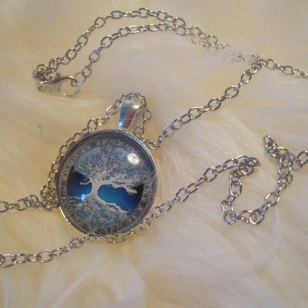 Tree of Life necklace. 2